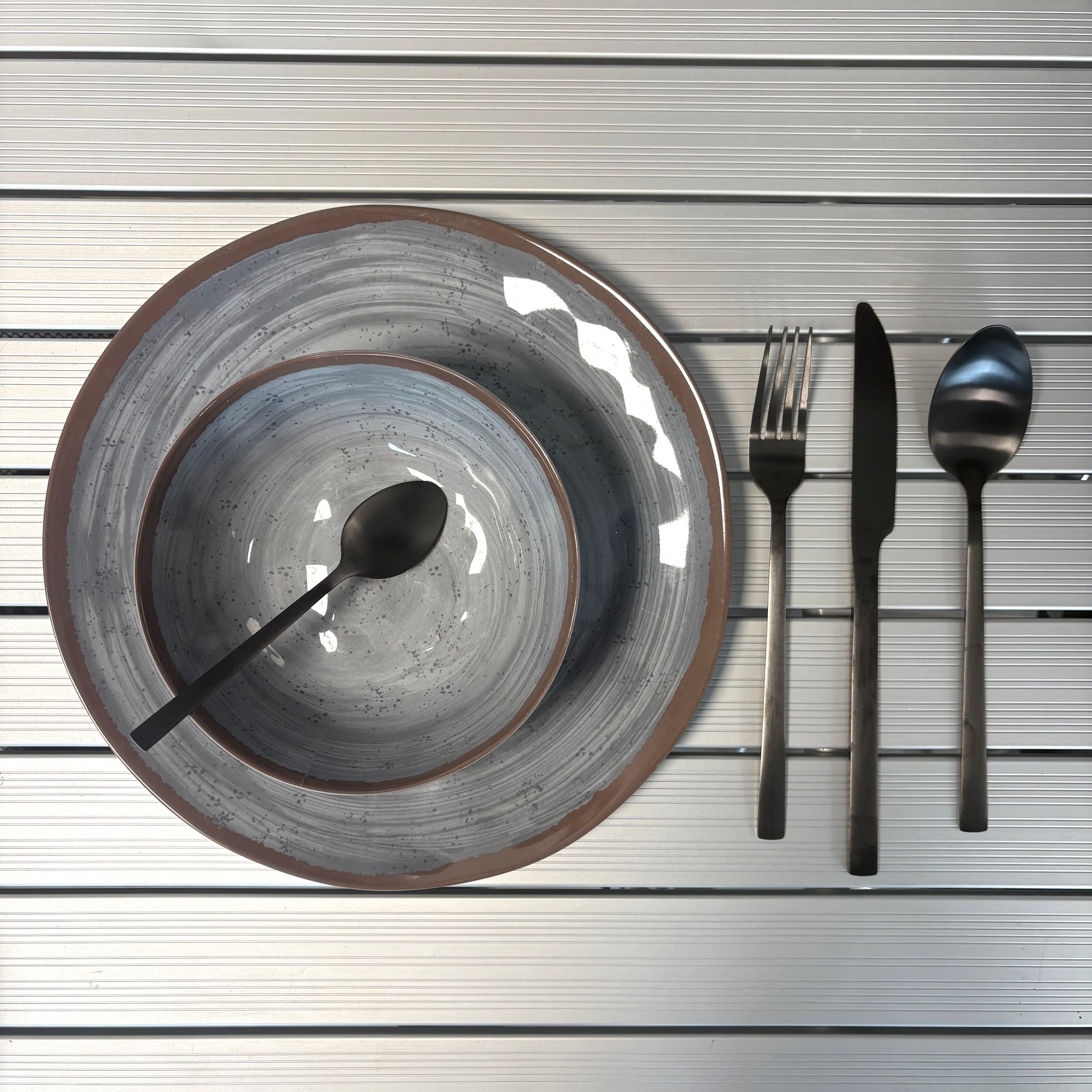 Besteckset 16-teilig Edelstahl schwarzmatt Elegance