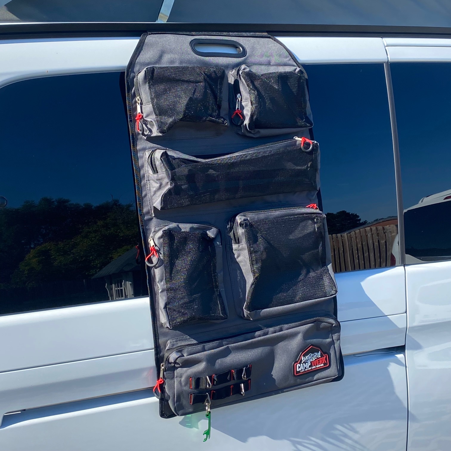 CAMPWERK Tasche schwarz - der perfekte Organizer für innen und aussen CAMPWERK Tasche schwarz - der perfekte Organizer für innen und aussen