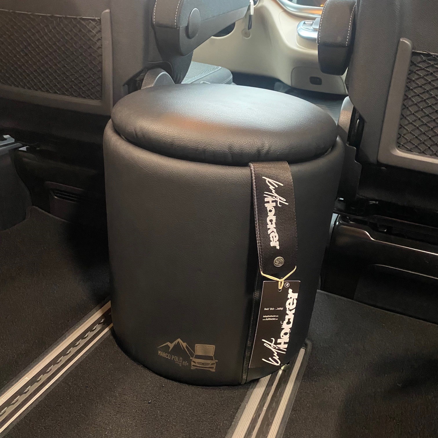 kultHOCKER my life "Luxury" mit Staufach in originalem Leder mit Gravur