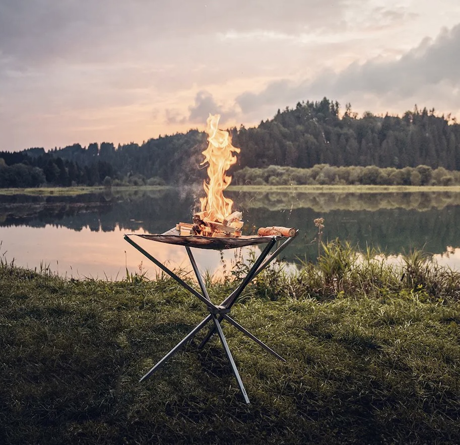 FENNEK Feuernetz "HIGH FIRE" aus Edelstahl für die Abenteuer-Romantik draussen