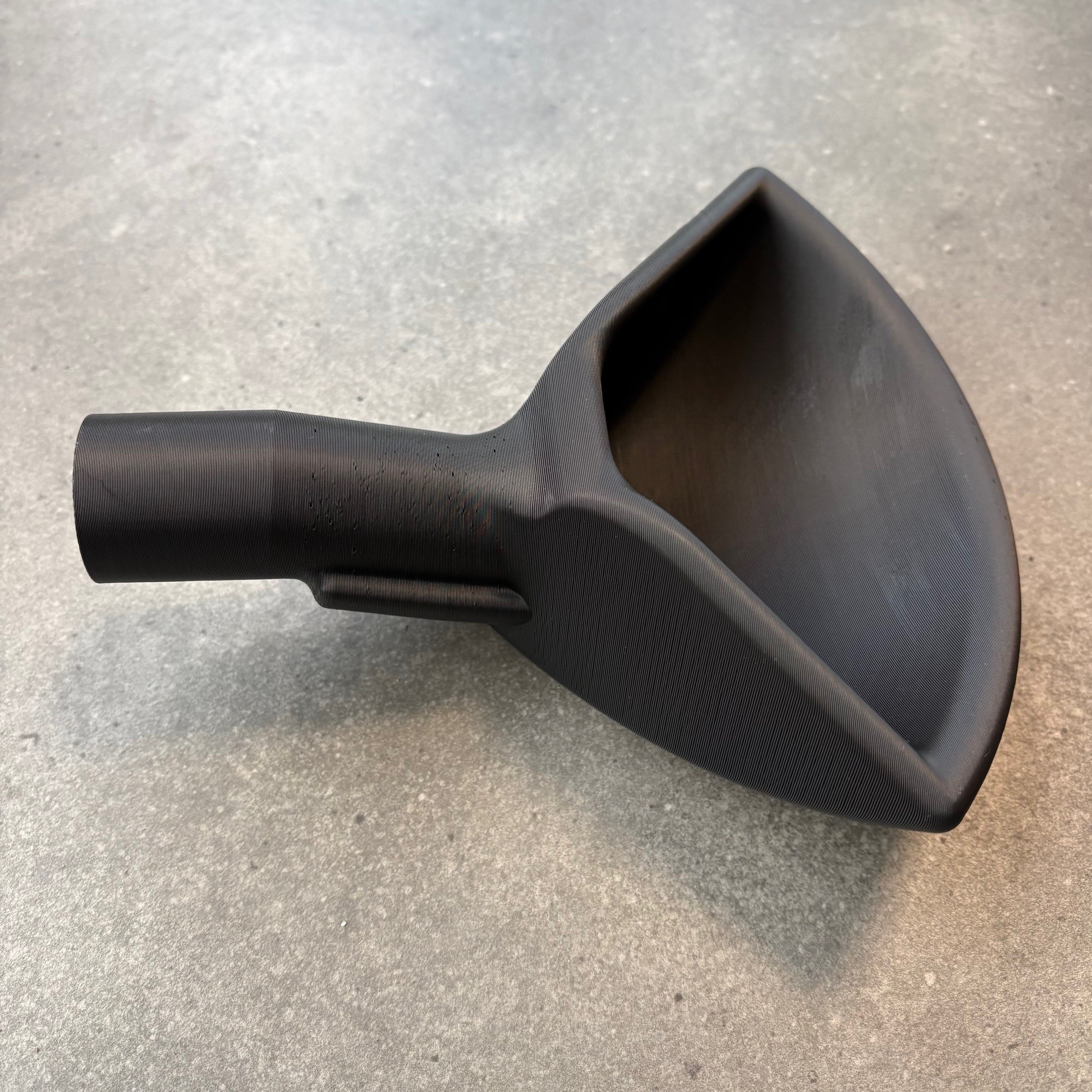 Wassereinfüllstutzen für den Mercedes Marco Polo zum Befüllen des Wassertank